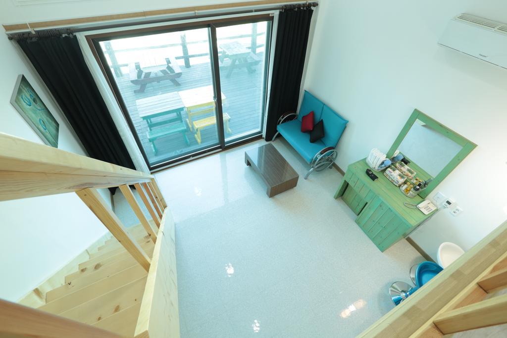 Gangneung Sea View Pension Exterior photo