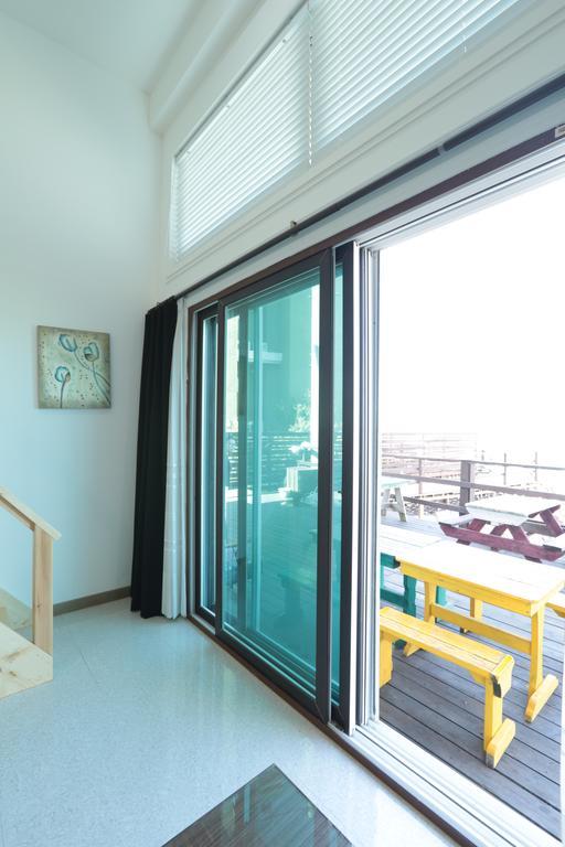 Gangneung Sea View Pension Exterior photo